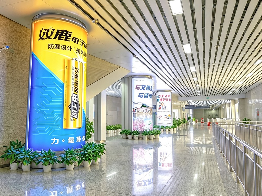 商场圆柱灯箱